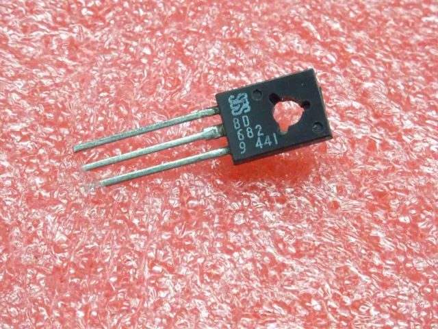 Lot x5: PNP transistor BD 682 ~ power darlington BD682 (complementary NPN BD681)