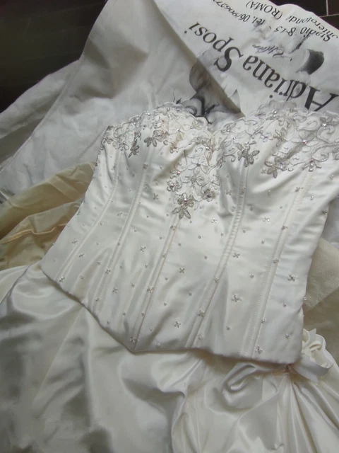 abito da sposa taglia 40 usato come nuovo cosmobella. 