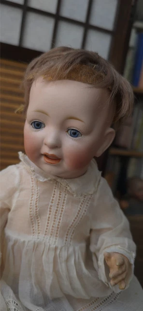 Très Jolie Poupée SFBJ 60 ...30cm. Chiffre 1 sous les pieds