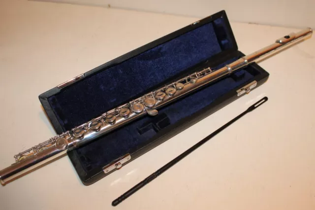 Yamaha YFL 211S II Flute with Case Cleaned Serviced Made in Japan