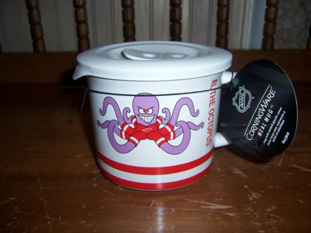 CorningWare Meal Soup Mug NHL Detroit Red Wings Mascot Al The Octopus Vented Lid