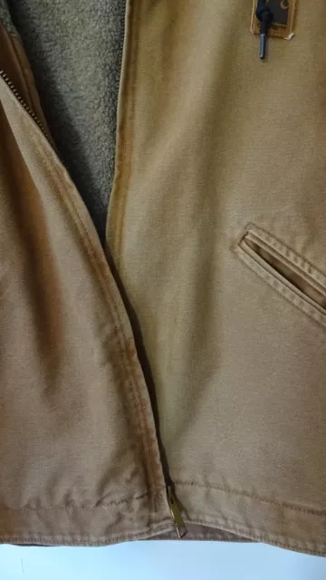 CARHARTT J141 RN# 14806 BRN Large sherpa lined jacket with hood $49.99 ...