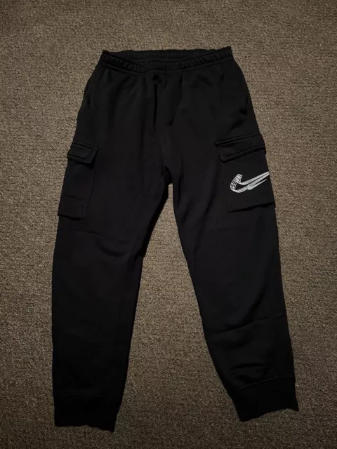Nike air print pack cuffed on sale cargo joggers in black