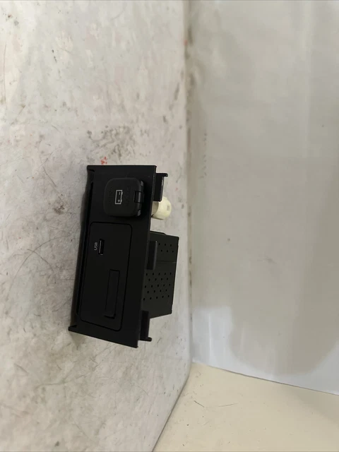 2020 MAZDA 3 Center Console Usb Auxiliary Jack Adapter Port Hub Oem ...