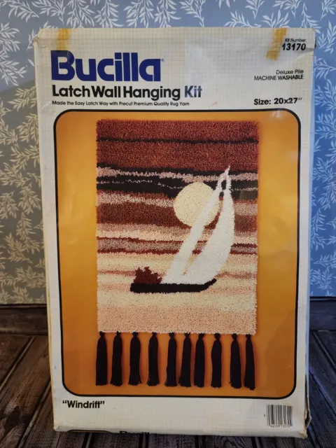 Vintage Bucilla Latch hook Wall Hanging Kit #13170 "WINDRIFT" 20" x 27" Washable