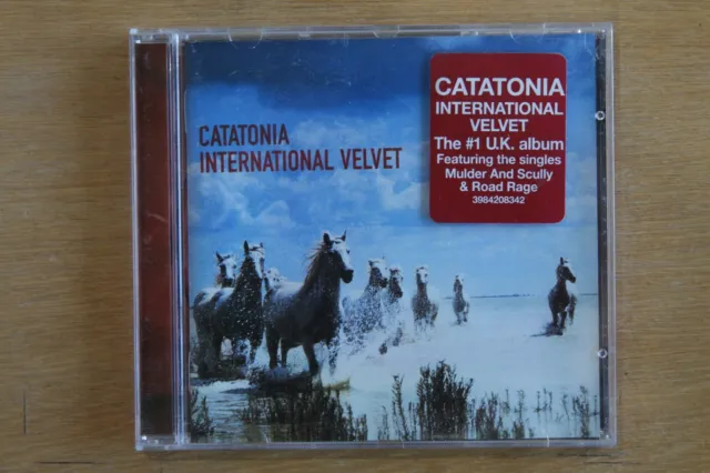 Catatonia  ‎– International Velvet   (Box C288)