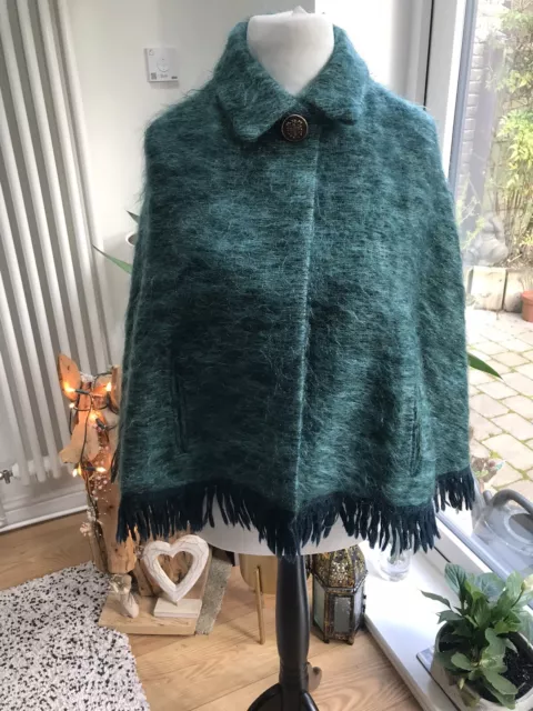 VINTAGE ANDREW STEWART MOHAIR & WOOL CAPE 60s With FRINGING S/M Made In SCOTLAND