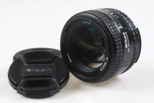 NIKON AF 50mm f/1,4 D - SNr: 614768