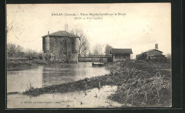 CPA Bagas, Vieux Moulin fortifie sur le Dropt 1925