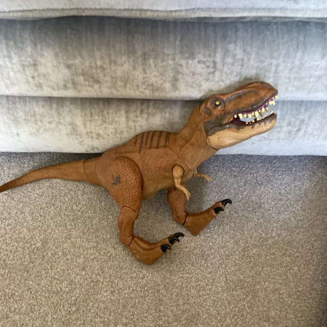 Jurassic World JW  Stomp and Strike Tyrannosaurus T-Rex Hasbro 2015 Sounds