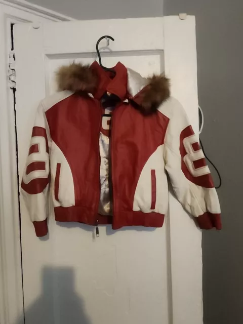 Desert Well This a Childrens  Leather Jacket Size M