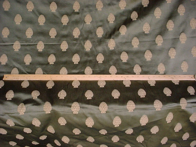 12Y Kravet Lee Jofa Metallic Olive Royal Pinecone Upholstery Fabric 2