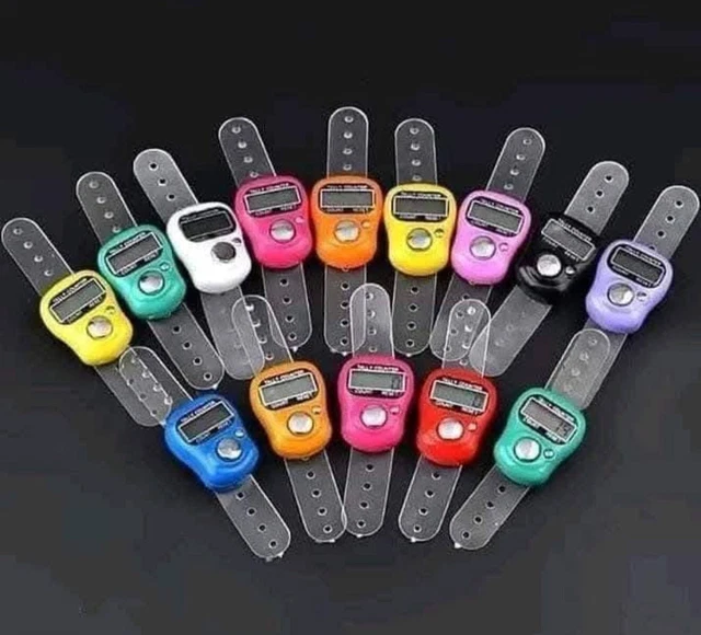 15 Stück LED Fingerzähler Mini – Mit Nachtlicht, LCD-Display, Mechanischer Handzähler Für Golf, Sport, Stricken & Co. – Praktisches Set In Coole Farben (zufällig)