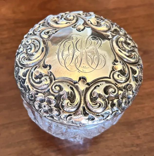 Hamilton & Deisinger ~ REPOUSSE FLORAL Sterling Silver DRESSER JAR BOX Victorian