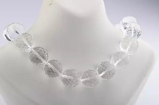 Meravigliosa catena di cristalli di rocca con chiusura in argento lunghezza 45 cm