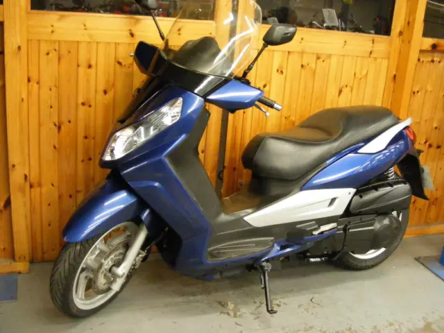 SYM CITYCOM 300 Automatic scooter 300cc 2008 low miles, fully serviced, new MOT