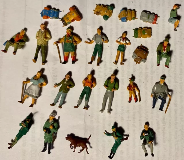 Preiser HO 18 figurines chasseurs promeneurs personnages peints