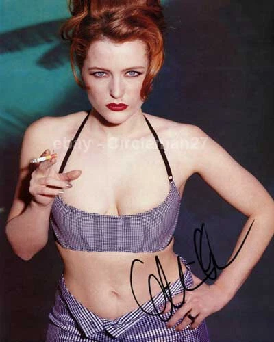 Gillian Anderson Sexy Hot "X Files" Actress Hand Signed Autographed 8x10" Photo
