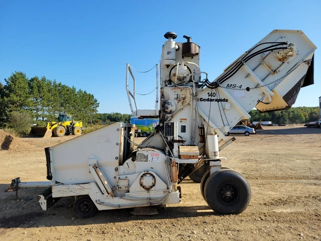CEDARAPIDS ms-4 MATERIAL TRANSFER MAT SMOOTHNESS MACHINE CONVEYOR ASPHALT CEDARAPIDS ms-4 MATERIAL TRANSFER MAT SMOOTHNESS MACHINE CONVEYOR ASPHALT