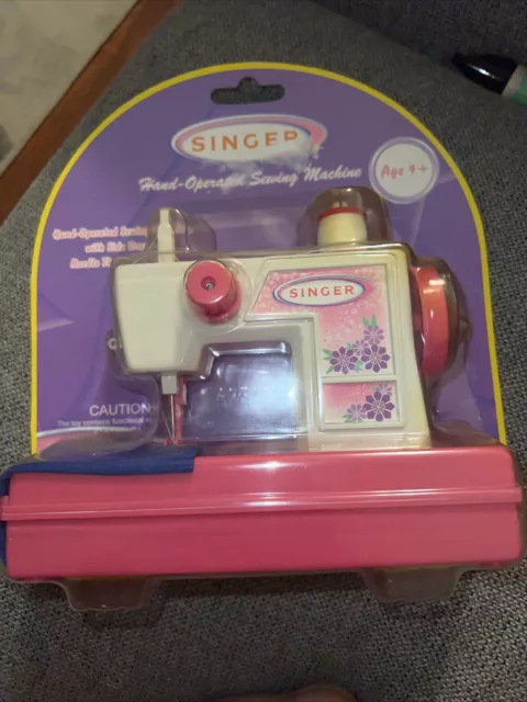 NEW Kid Singer Hand Operated Sewing Machine toy vintage portable child LICENSED