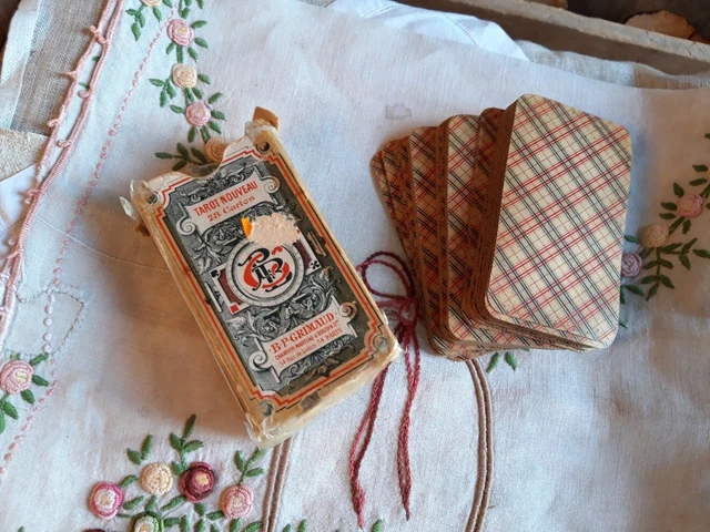 Ancien Jeu De 104 Cartes Grimaud - 2 X 52 Cartes - Petite Taille Vers 1880