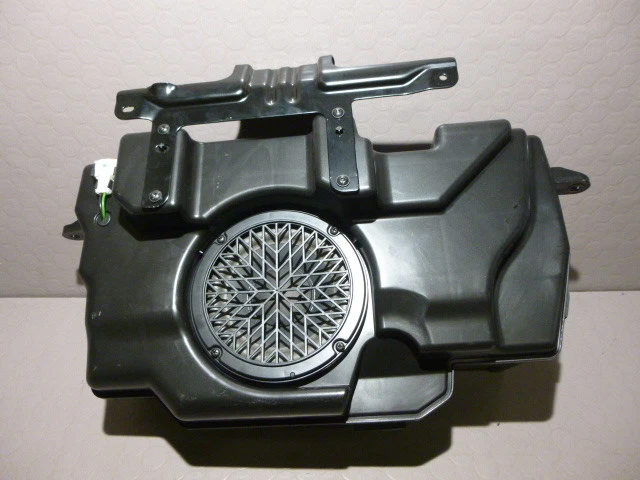 Audi q5 bang hot sale and olufsen subwoofer