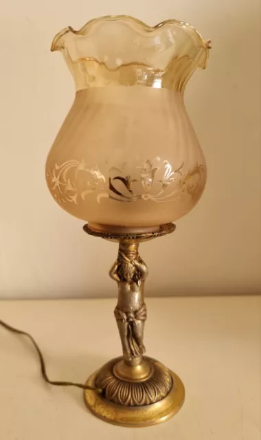Ancienne lampe en laiton angelot  abat jour verre