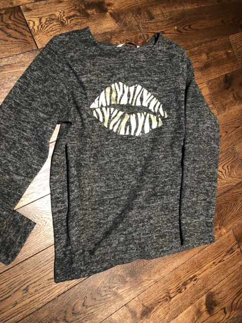 Tu clothing lovely metallic lips long sleeved warm top jumper size 12 grey cosy