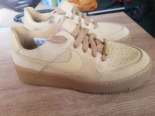 Nike air sales camoscio