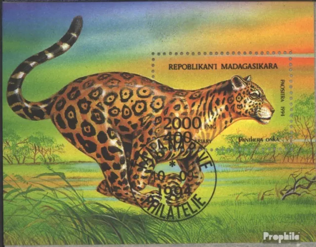 Madagascar block261 (complete issue) used 1994 Predators