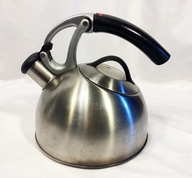 OXO UPLIFT Tea Kettle Stainless Steel 2QT/1.9 L Teapot 0110
