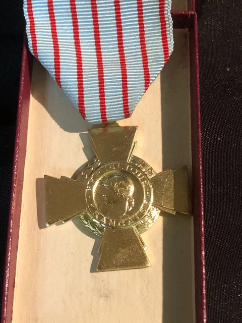 INSIGNE MEDAILLE CROIX du combattant EUR 20,00 PicClick FR