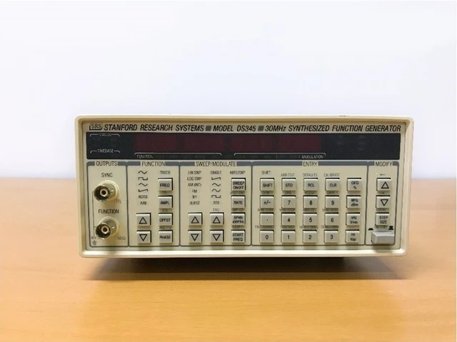 SRS DS345  30MHz Function Generator