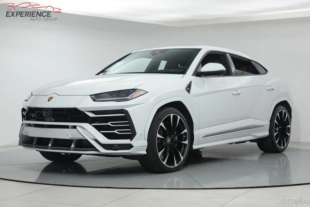 2020 Lamborghini Urus