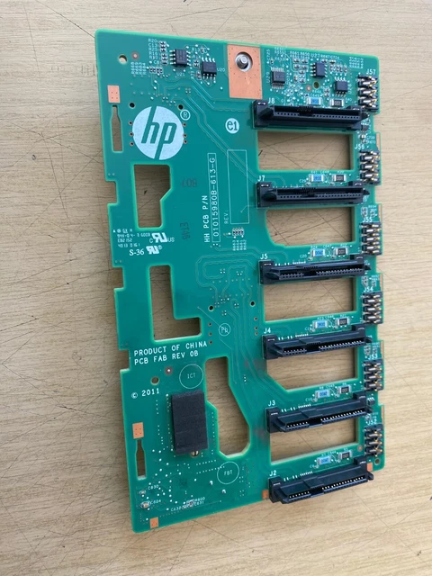 Backplane HP 686756-002 Pour ProLiant ML350e Gen8 V2 – Reconditionné