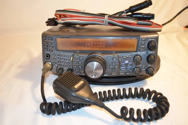 TS-2000S EME仕様（144MHz 100W / 430MHz 50W） TS-2000S EME仕様（144MHz 100W / 430MHz 50W） KENWOOD TS-2000S HF