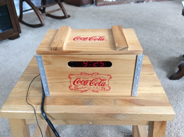 COCA-COLA CRATE CLOCK Radio AM/FM Digital Alarm Complete WORKS $49.95