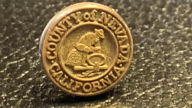 Vintage 10K Yellow Gold County Of Nevada Pendant / Pin Emblem Gold Miner Placer