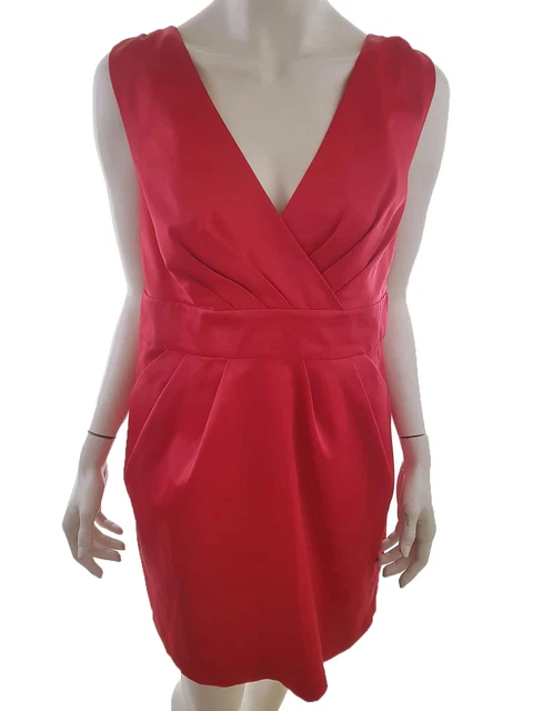 Dunnes T. 16 (44) Rouge Robe de bal de soirée Sans manches Poches Col en V
