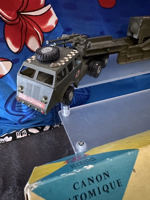 Camion Militaire GMC 353 Avec Projecteur, FJ France Jouets, échelle 1:55, Très Bon état