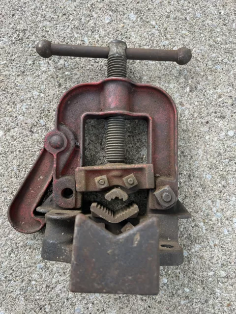 🇺🇸RIDGID B-Y-2 1/2 Yoke Pipe Bench Vise 1/8” To 2-1/2”🇺🇸
