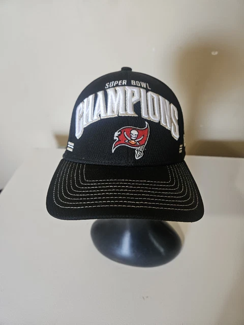 Tampa Bay Buccaneers Men s New Era 9FORTY Super Bowl LIV Snapback Hat