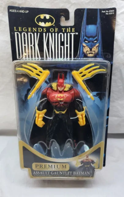 1996 Kenner Legends of the Dark Knight Premium Assault Gauntlet Batman Figure