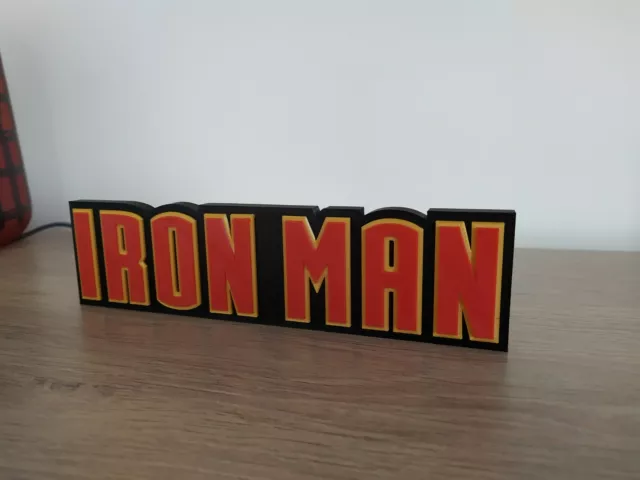 logo iron man à exposer collection super hero marvel display sign ironman