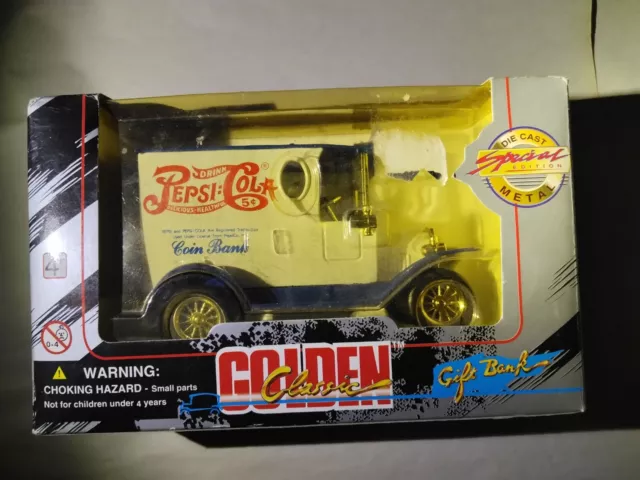 Golden Classic PEPSI COLA Die Cast Special Edition Gift Bank 1996 Truck NIB