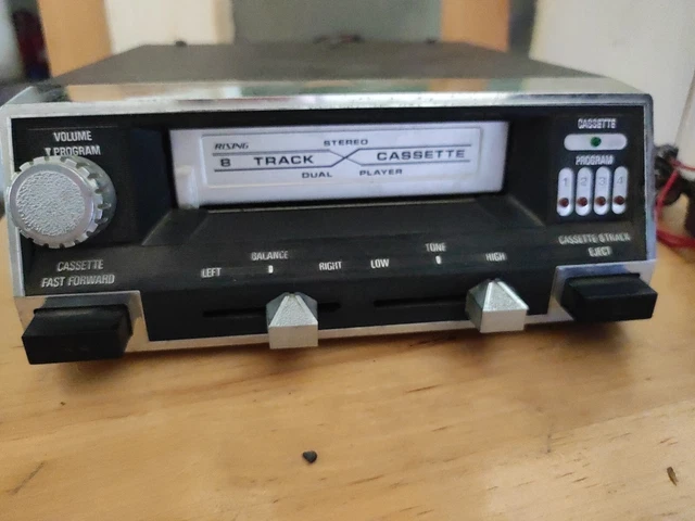 Ancien Autoradio Vintage SAVAGE - Marque Italienne - Occasion Non Testé