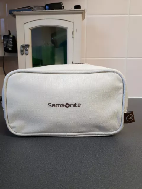 Samsonite amenity kit Lufthansa Business class with contents 2