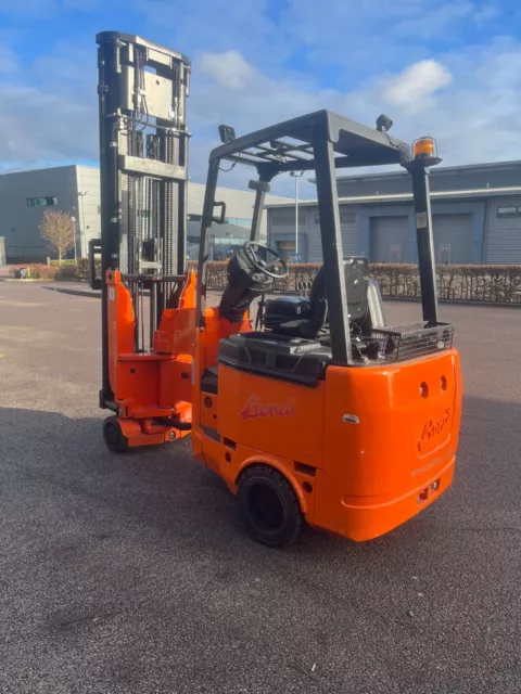 Bendi BE420 - 71SS Aisle Forklift Truck 2016