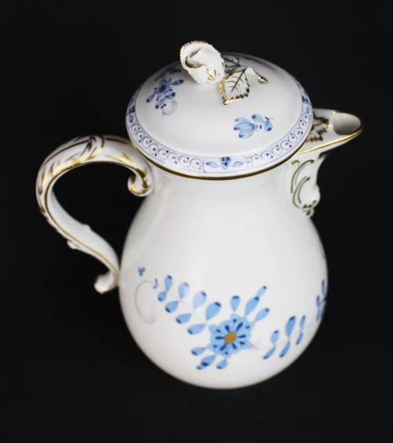 Meissen Porzellan große Kaffeekanne 24 cm, Indisch Hellblau mit Goldrand 4. Wahl 2