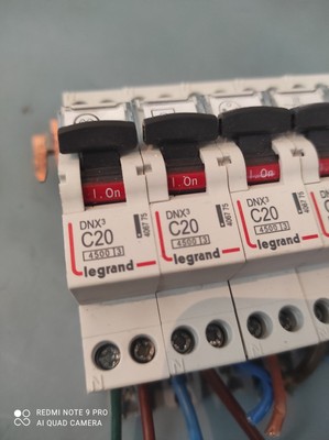 Legrand 2x  disjoncteur LEGRAND gamme auto 16Amp 2 poles 06045 